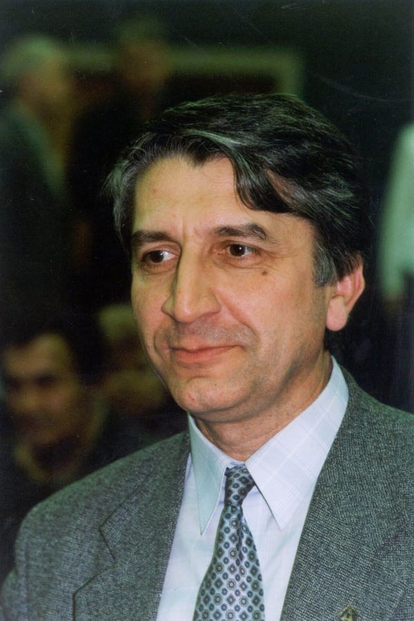 ISKANDER A